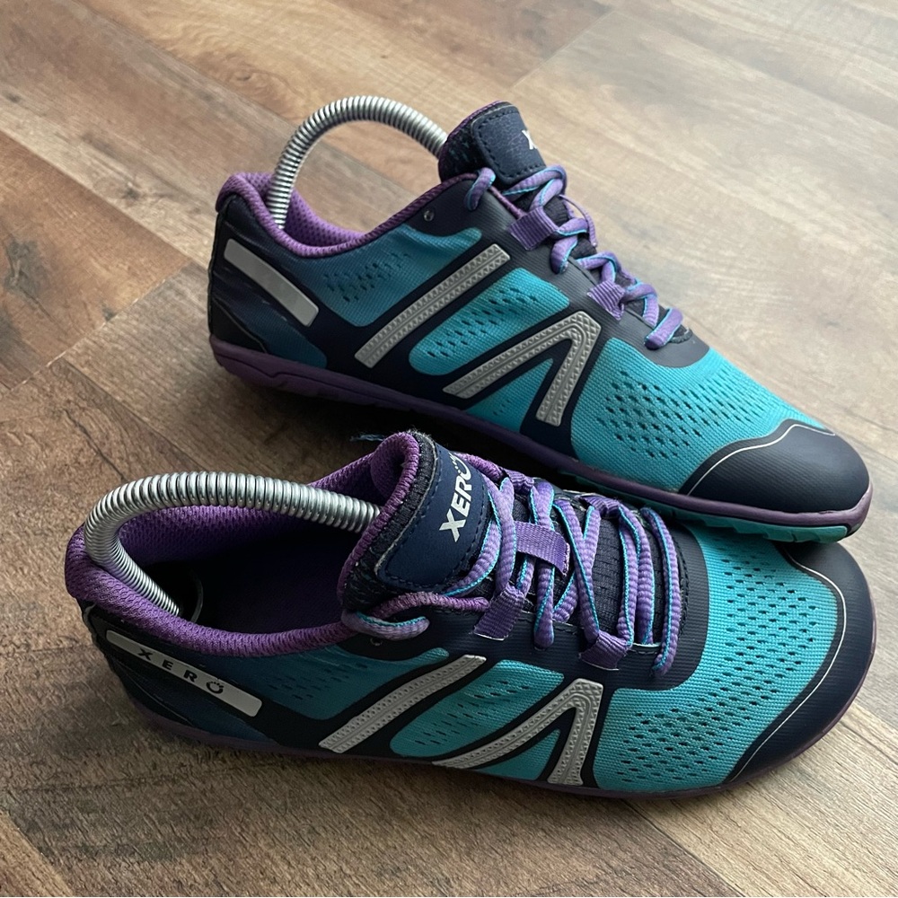 Xero Teal & Purple Women's Lightweight Athletic Shoes